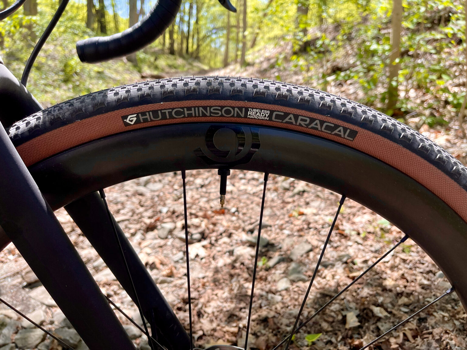 Hutchinson Caracal gravel tire front