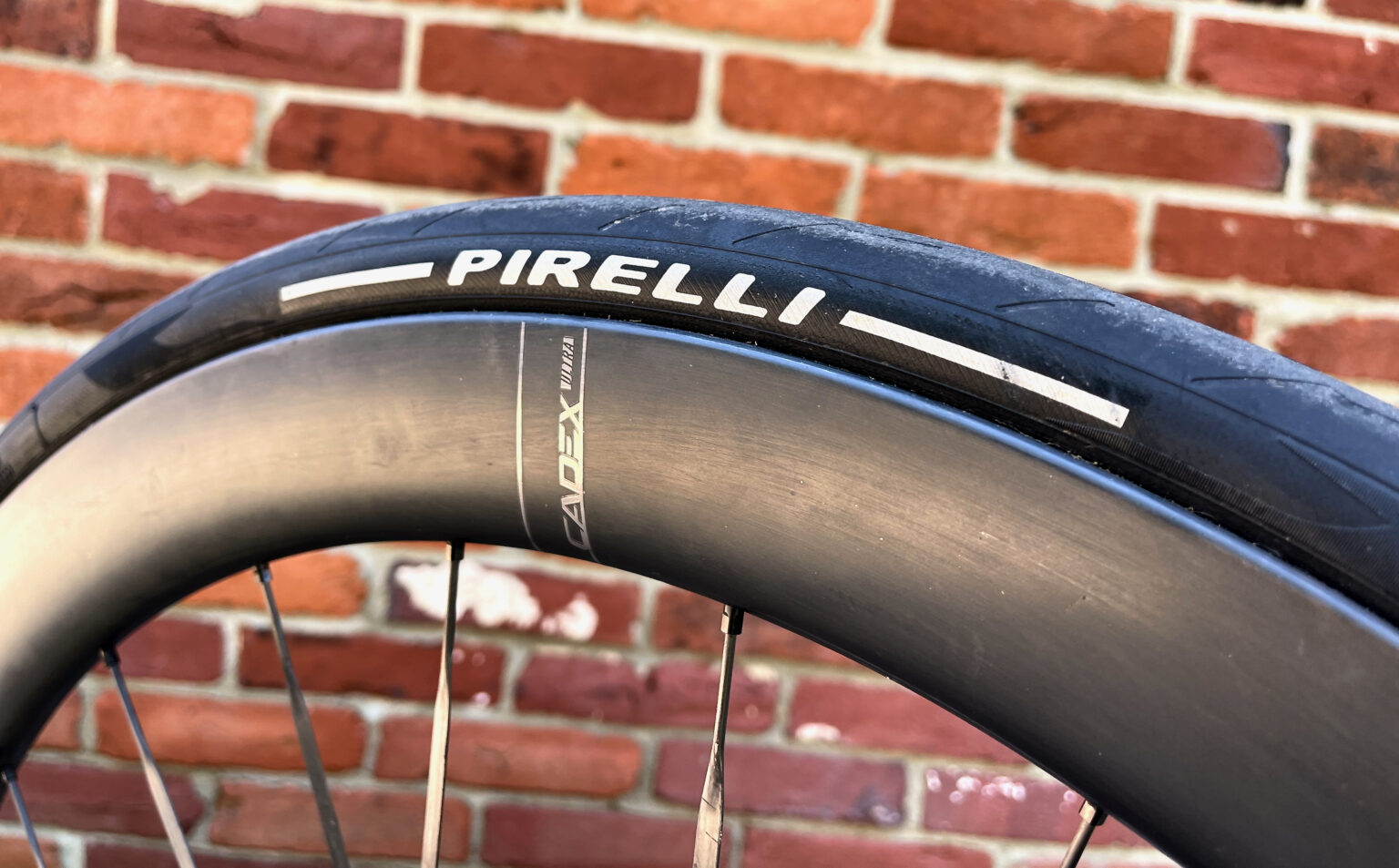 Pirelli P Zero TLR RS P logo brick