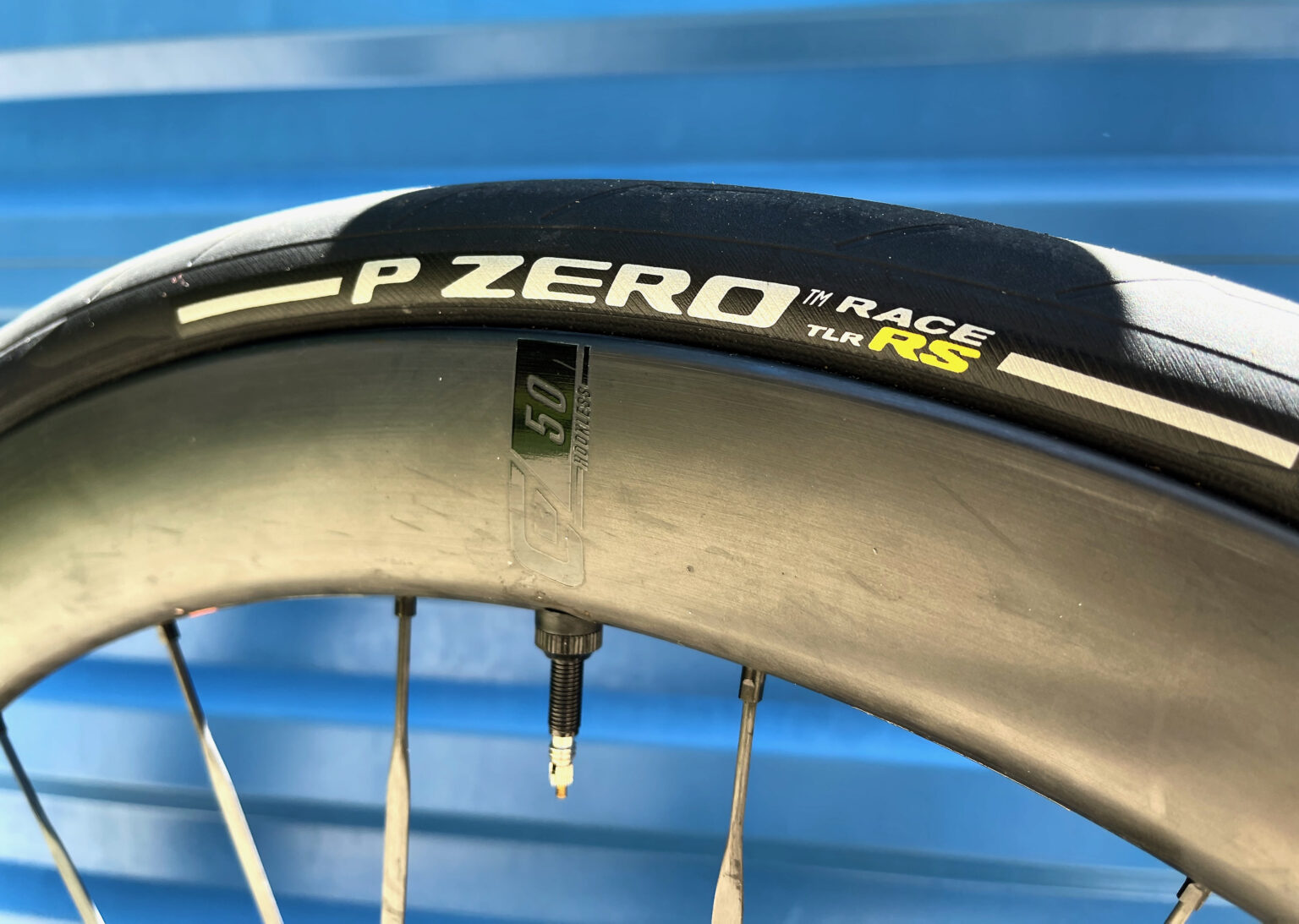 Pirelli P Zero TLR RS top logo