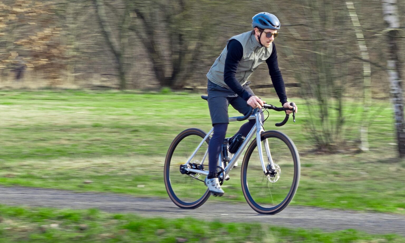 Schindelhauer Wilhelm Gravel alloy belt-drive bike, gravel riding with Alfine Di2