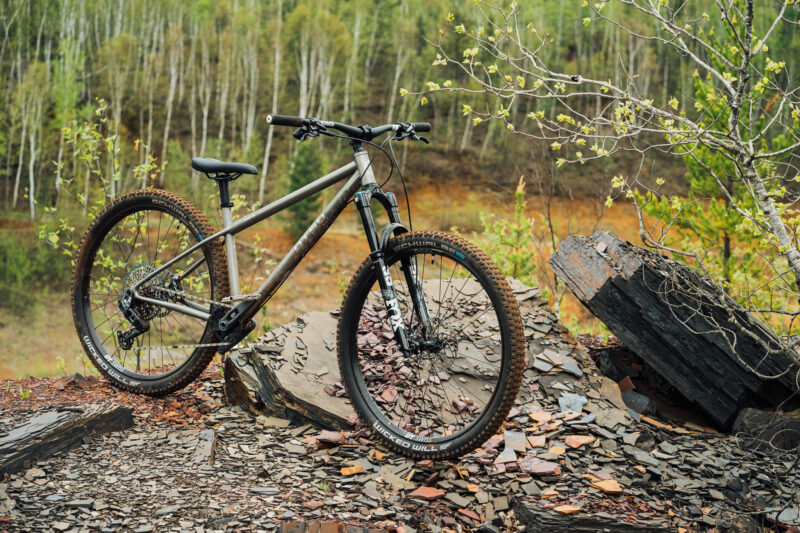 The New Titanium Hardtail from Otso Cycles is a Hoot (Ti)