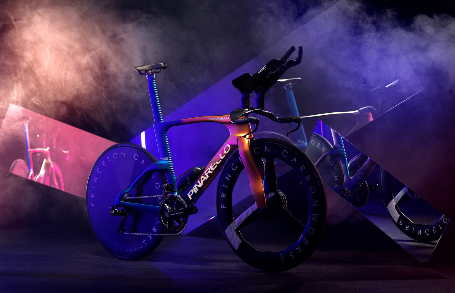 2025 pinarello bolide F TT time trial bike.