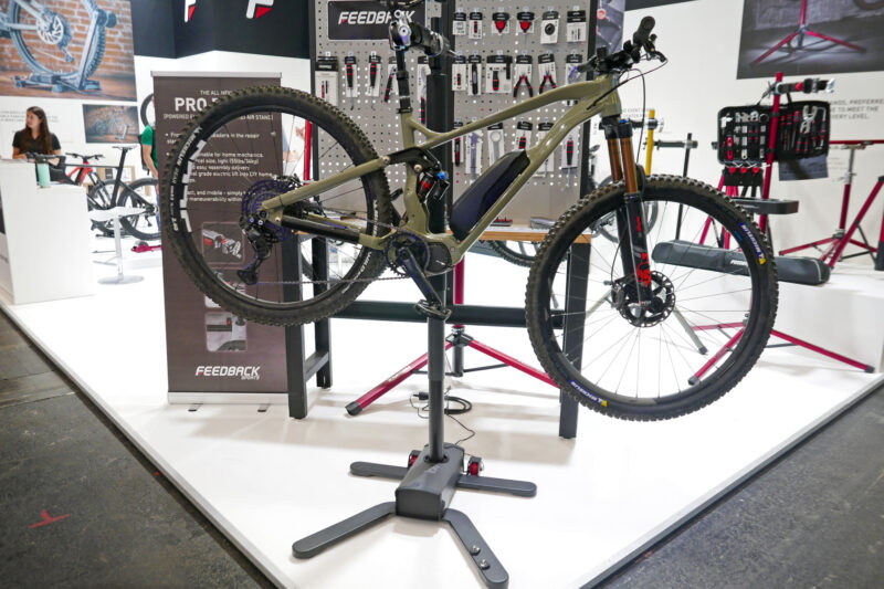 Feedback Sports Pro E Lift Repair Stand Gives Home eMTB Mechanics a Hand Up
