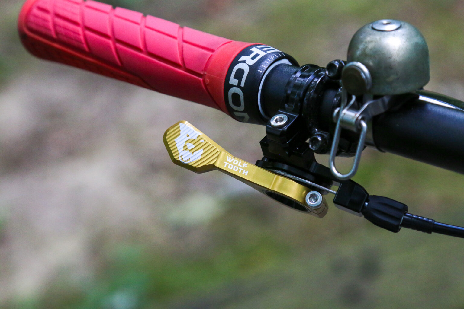 Wolf Tooth Components Resolve Dropper post Remote pro gold