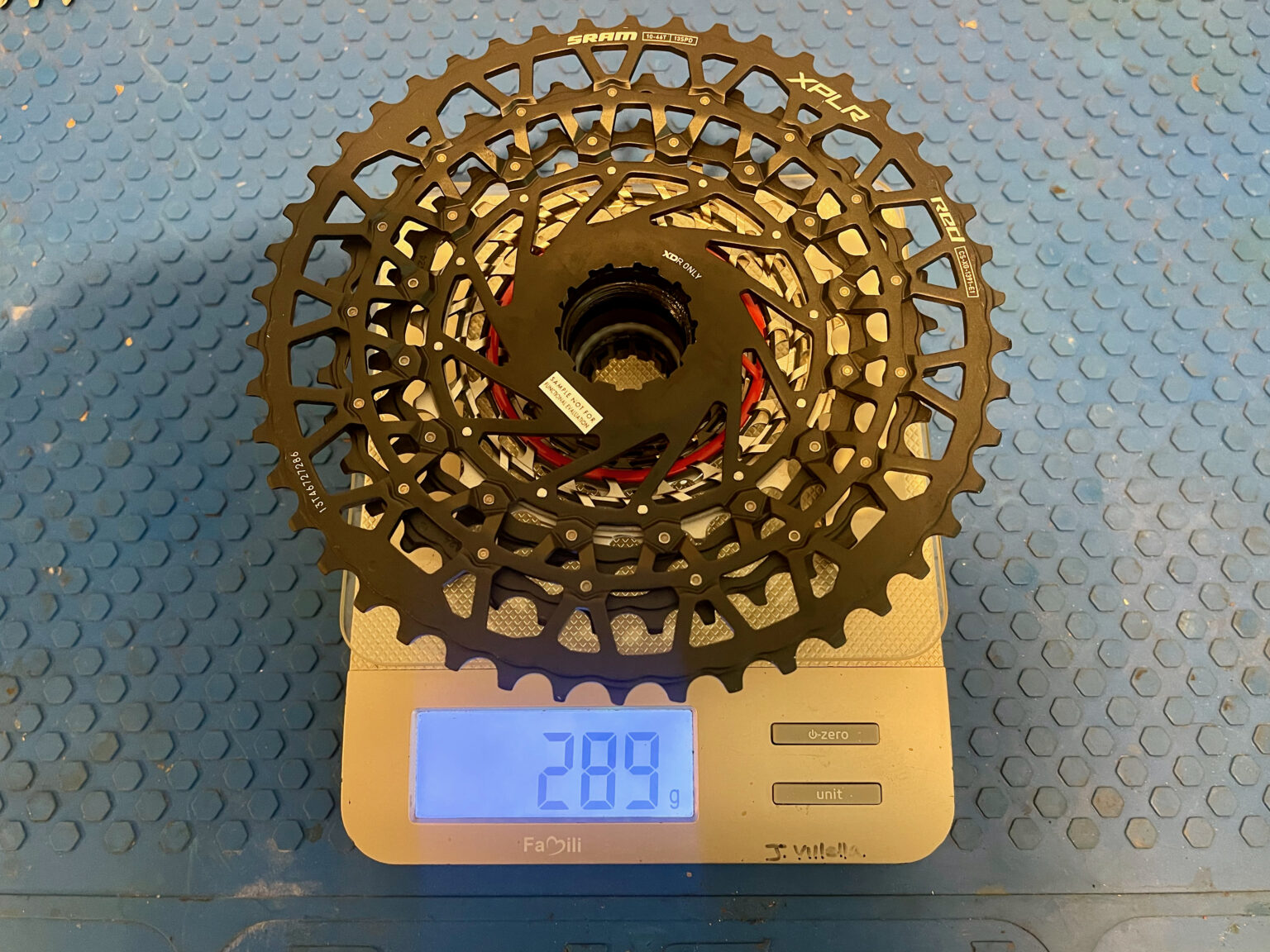 SRAM-RED-XPLR-cassette-weight