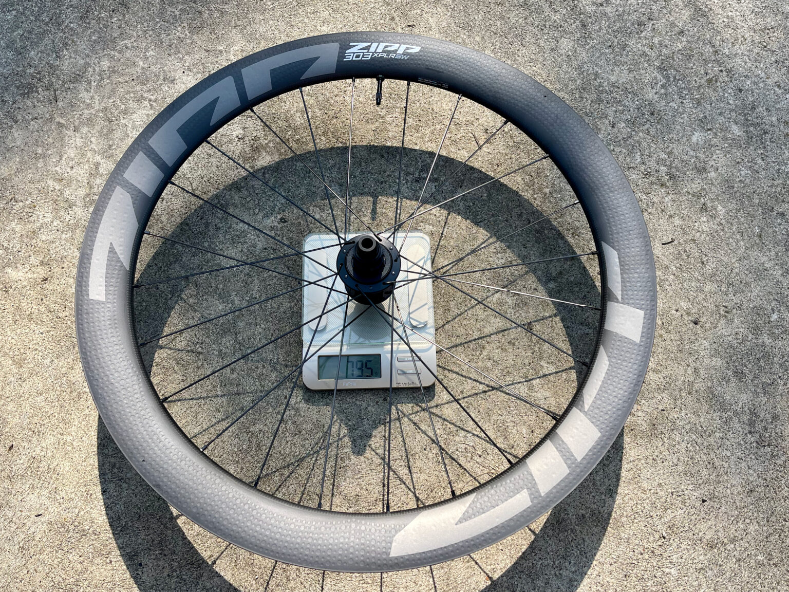 Zipp 303 XPLR SW weight rear