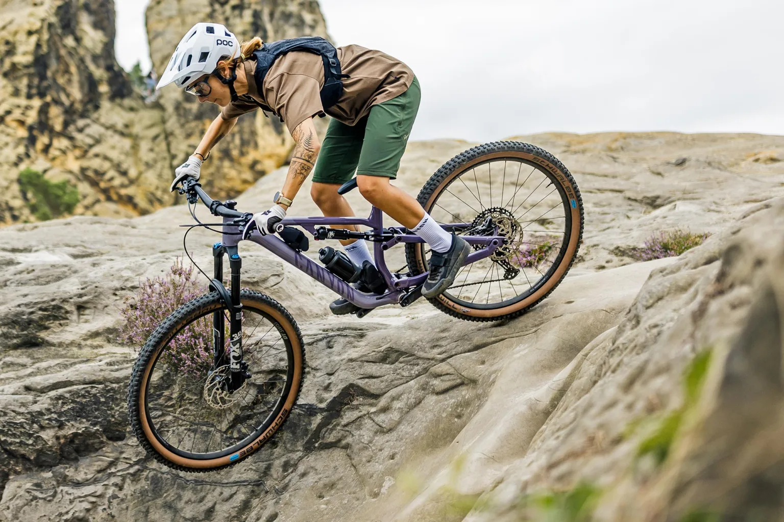 2024 Canyon Neuron all-rounder trail bike, alloy MTB riding