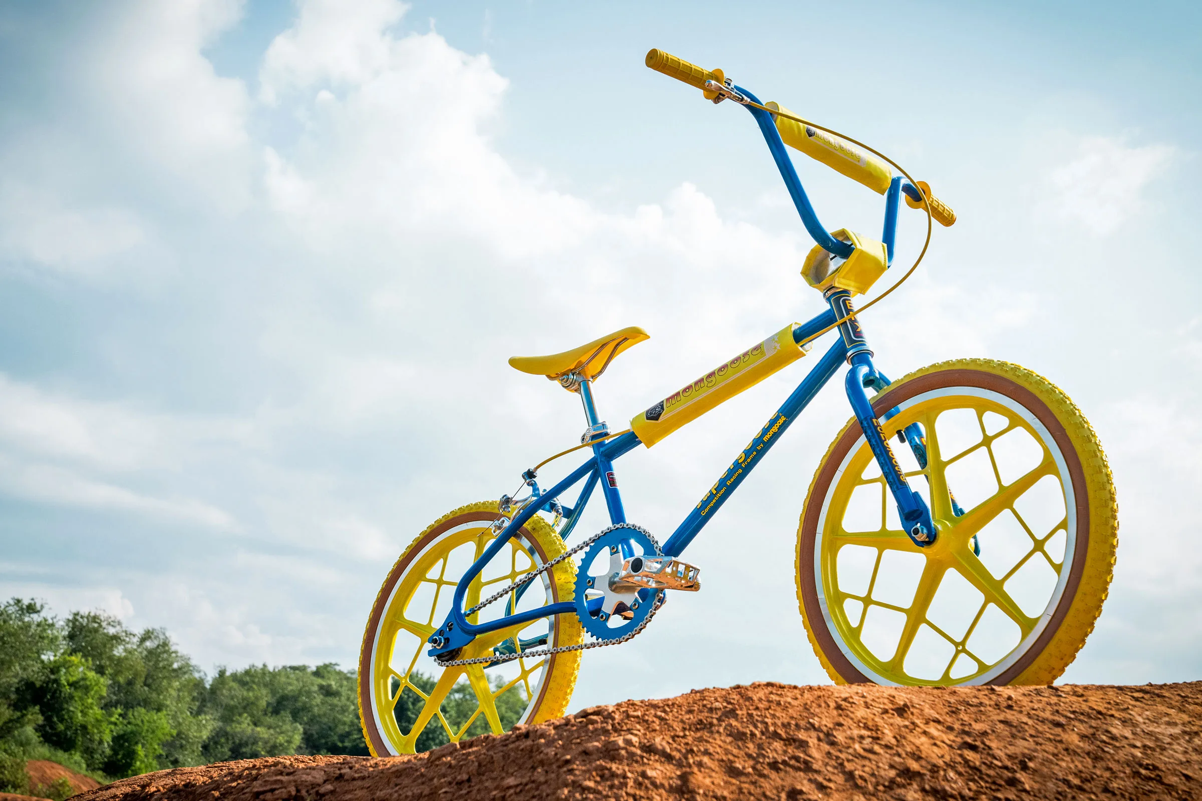 Black and blue mongoose bmx on sale