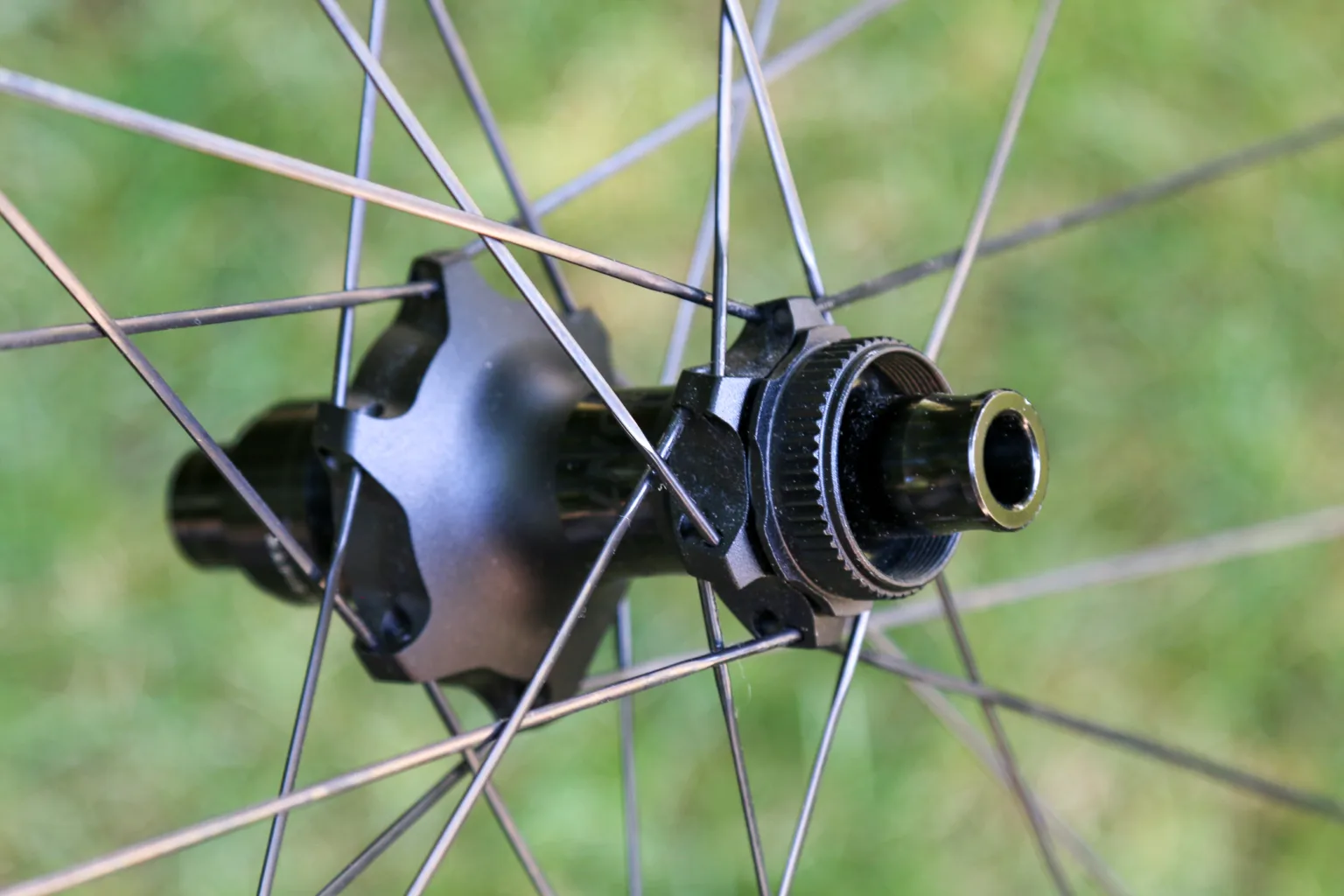 Bontrager Paradigm 30 Pro gravel wheel