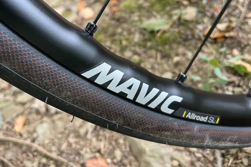 Mavic Allroad SL Wheels Are Classically Designed & Dependable All-Arounders  