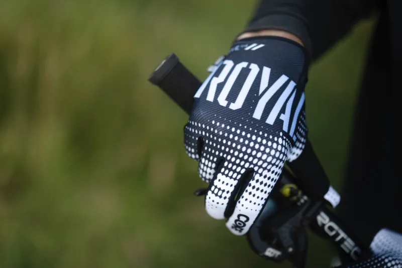 Royal Racing is Back with  New Limited-Edition Core Gloves