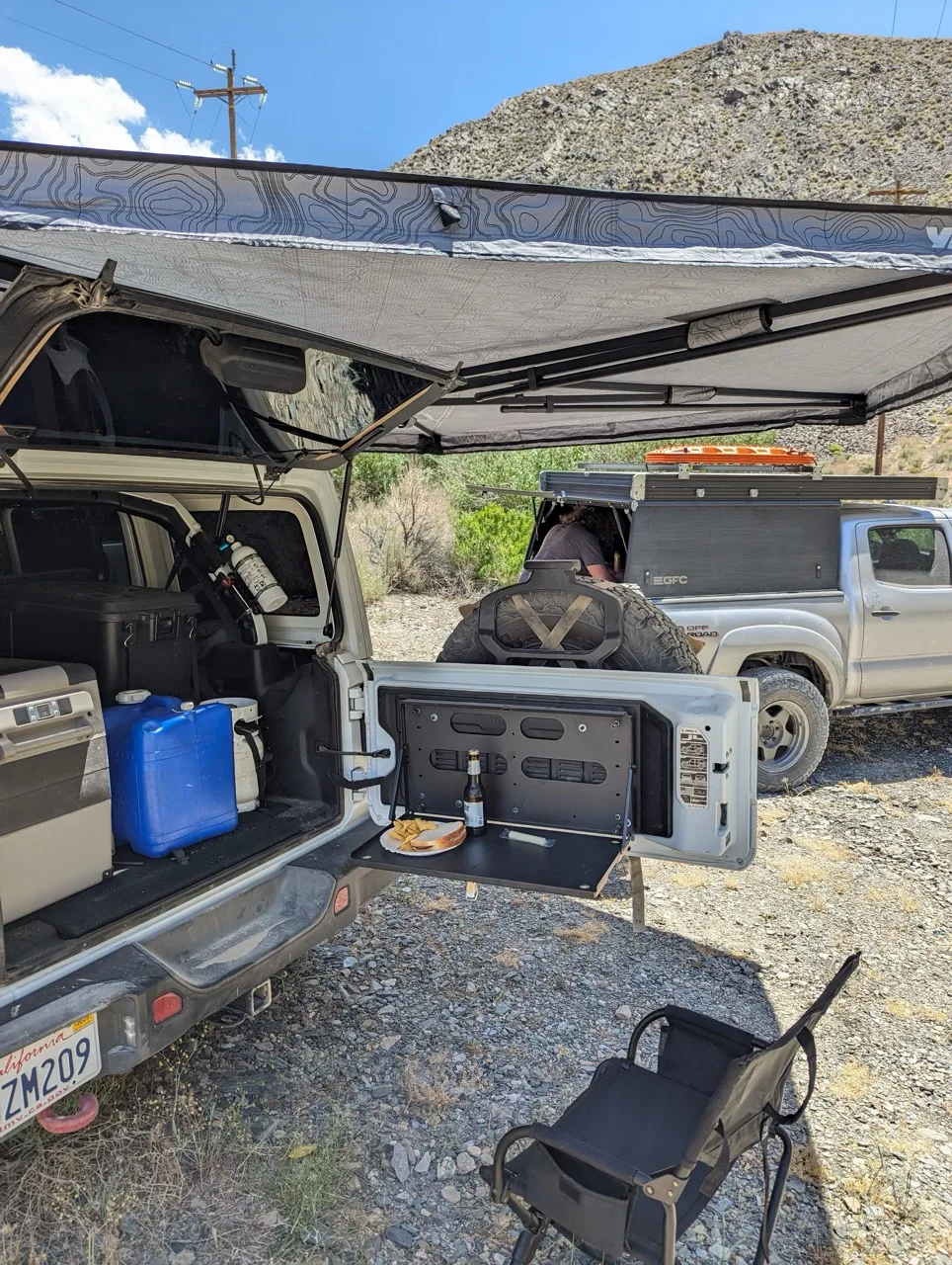 Yakima MajorShady Awning review A shady spot in the desert to eat