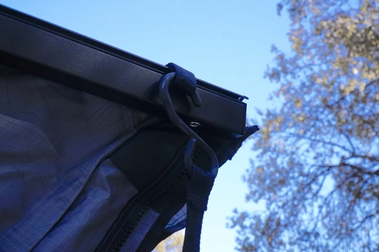 Yakima MajorShady Awning review hook and loop