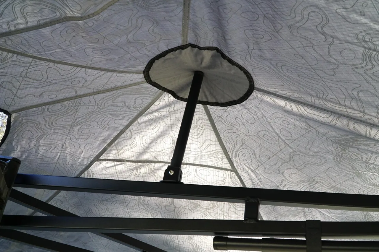 Yakima MajorShady Awning review pole up