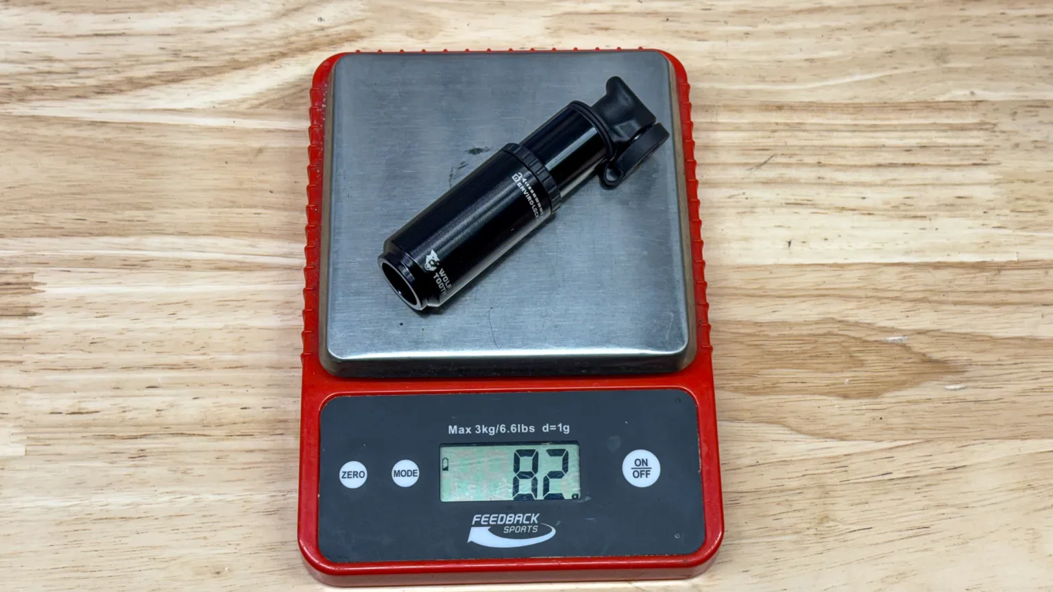 Wolf Tooth Components EnCase 30cc pump actual size weight review -2