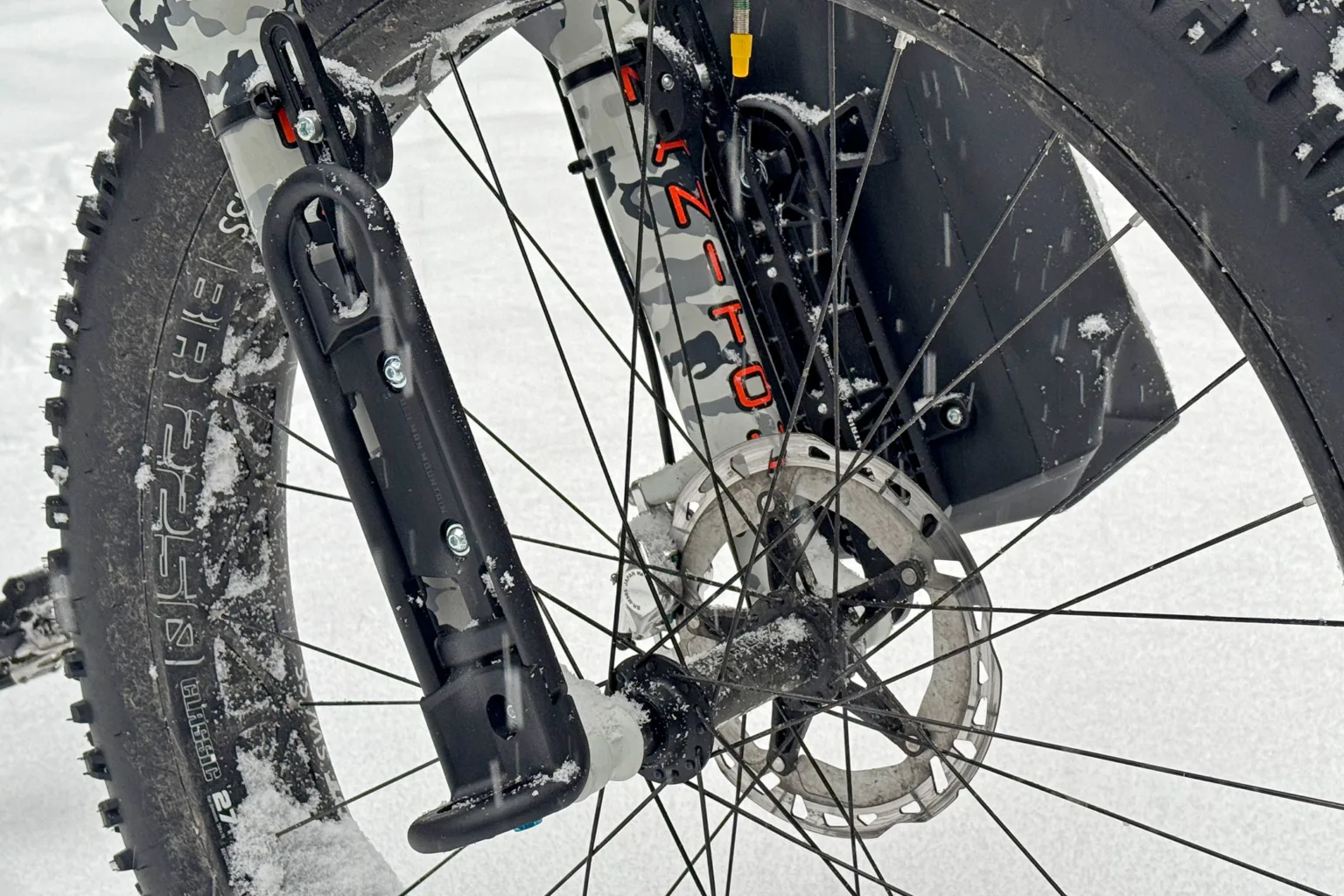 Old Man Mountain FLiP Cage on bike