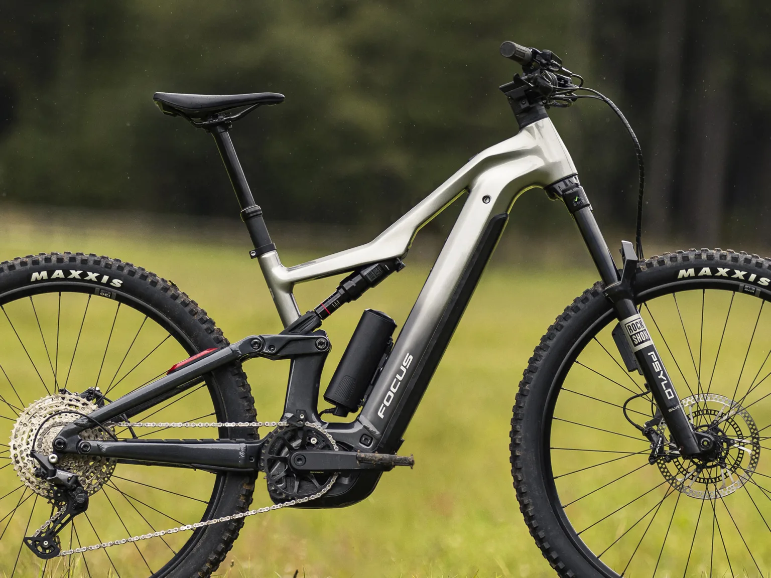 2025 Focus Thron² versatile alloy all-rounder ebike all-mountain trail eMTB, 600Wh battery + 250Wh range extender