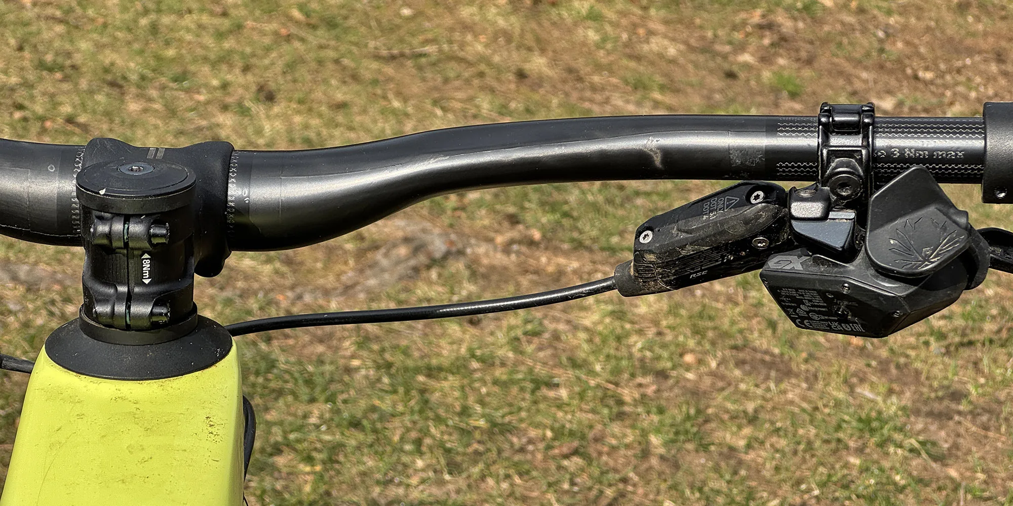 BikeYoke BarMate Carbon MTB Bar Review, comfort and compliance for 35mm mountain bike handlebars, tapered for compliance