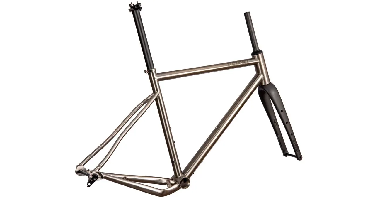 BlackHeart Bike Co New Gravel Ti frame drive side