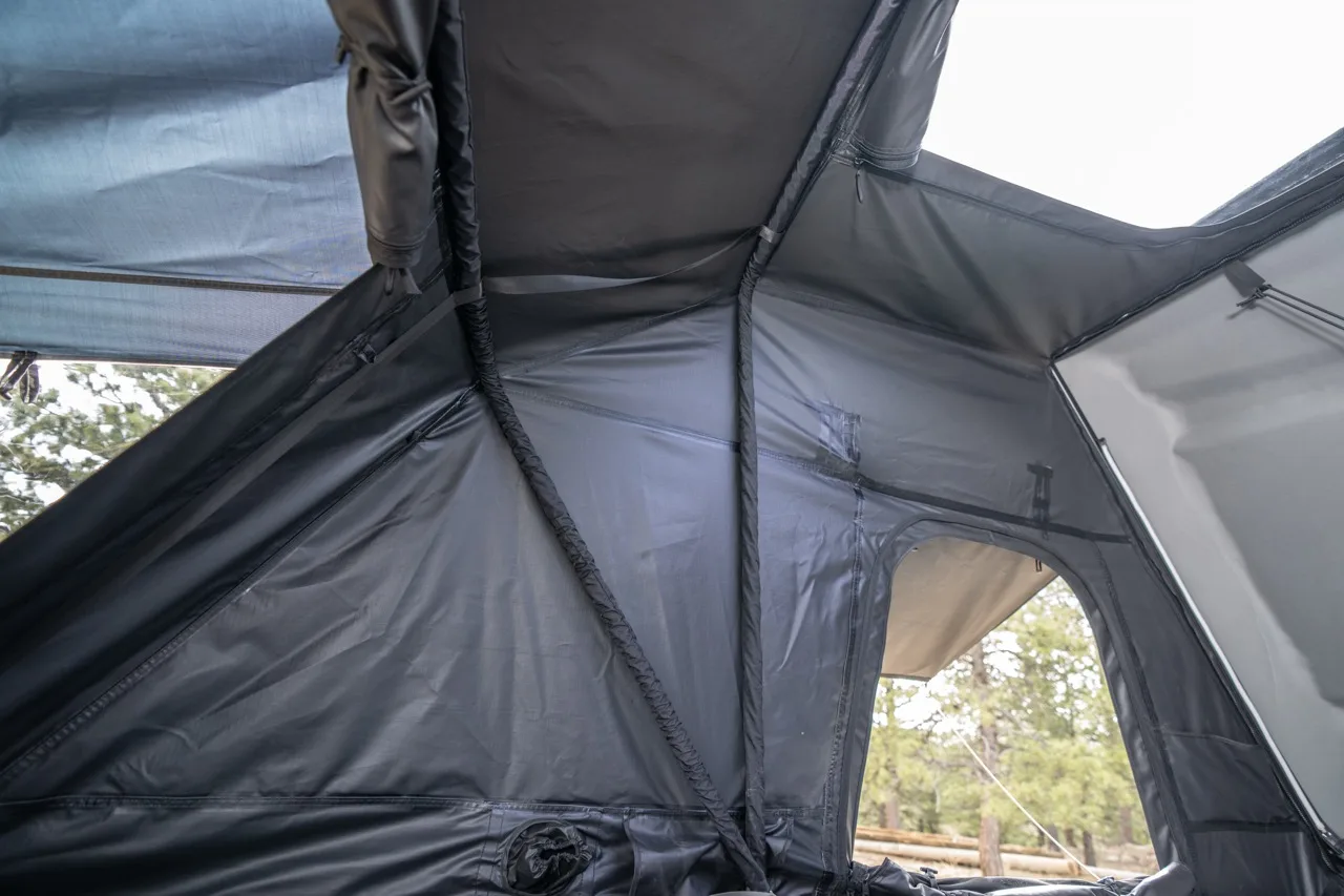 Roofnest Condor 2 XXL Air Roof Top Tent inside poles