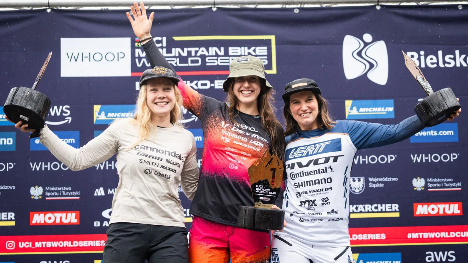 2025 Bielsko-Biała UCI World Cup EDR winner Elly Hoskins, Elite Women's podium