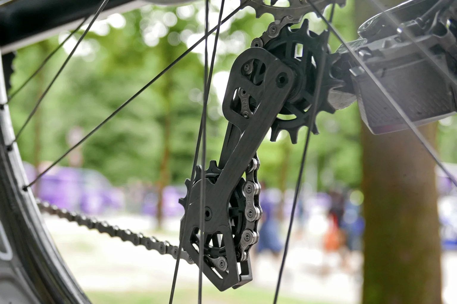 Campagnolo Super Record 13 Wireless SC prototype 13-speed derailleur at the 2025 Giro d'Italia carbon cage & pulley detail
