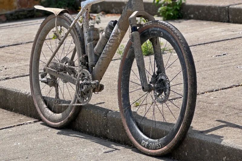 Canyon Grail Rift Edition Launches 40mm DT Swiss F 132 One Gravel Suspension Fork