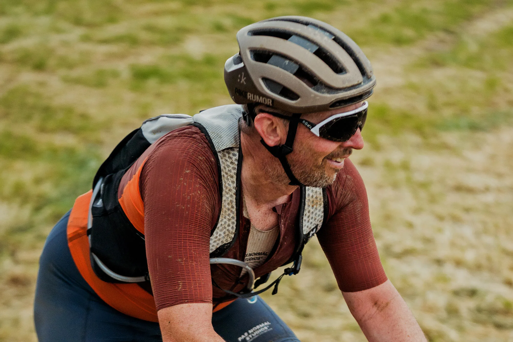 Canyon x Millet SHARP 3L lightweight hydration vest, riding The Traka 100, angled