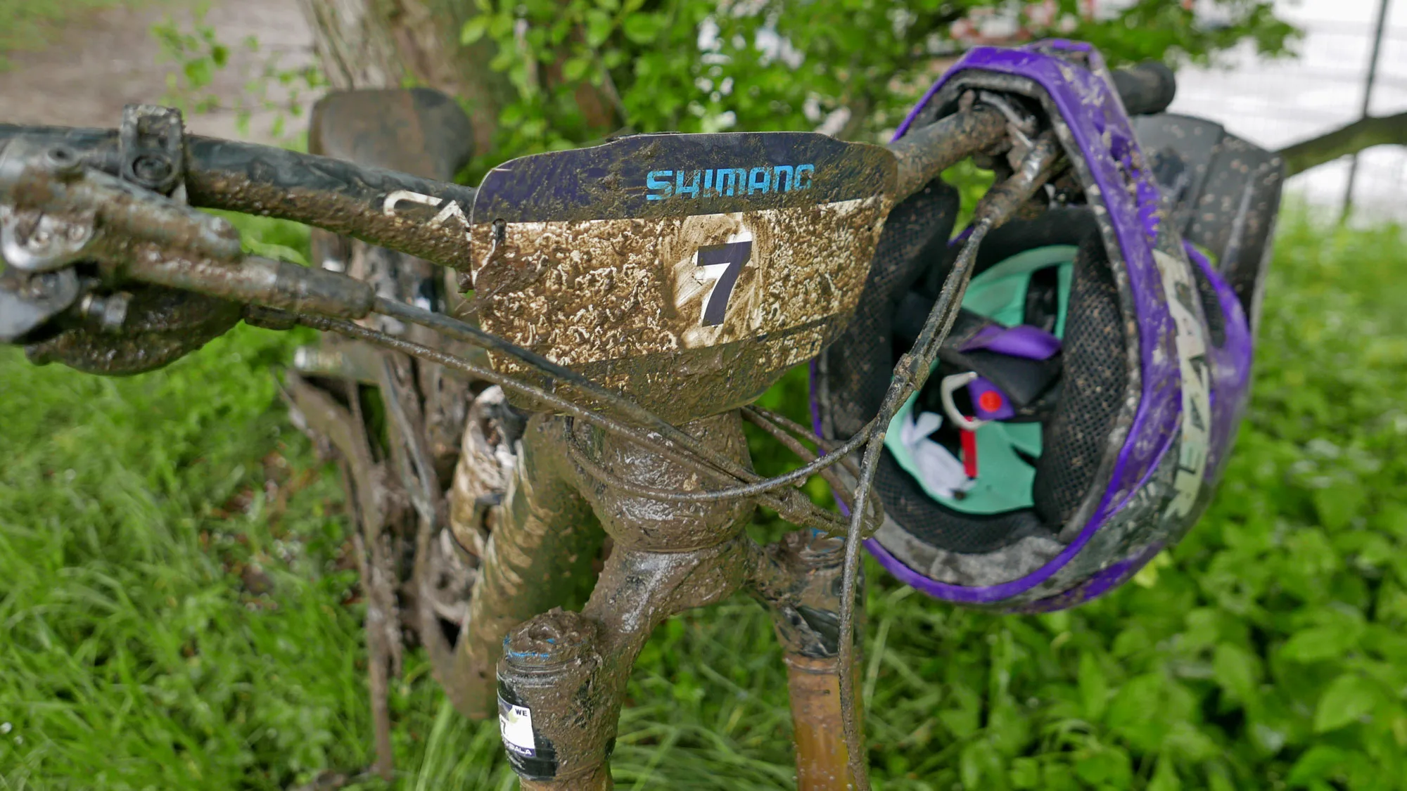 Devinci Spartan HP Carbon high-pivot enduro mountain bike of 2025 Bielsko-Biała UCI World Cup EDR winner Elly Hoskins, lucky number 7