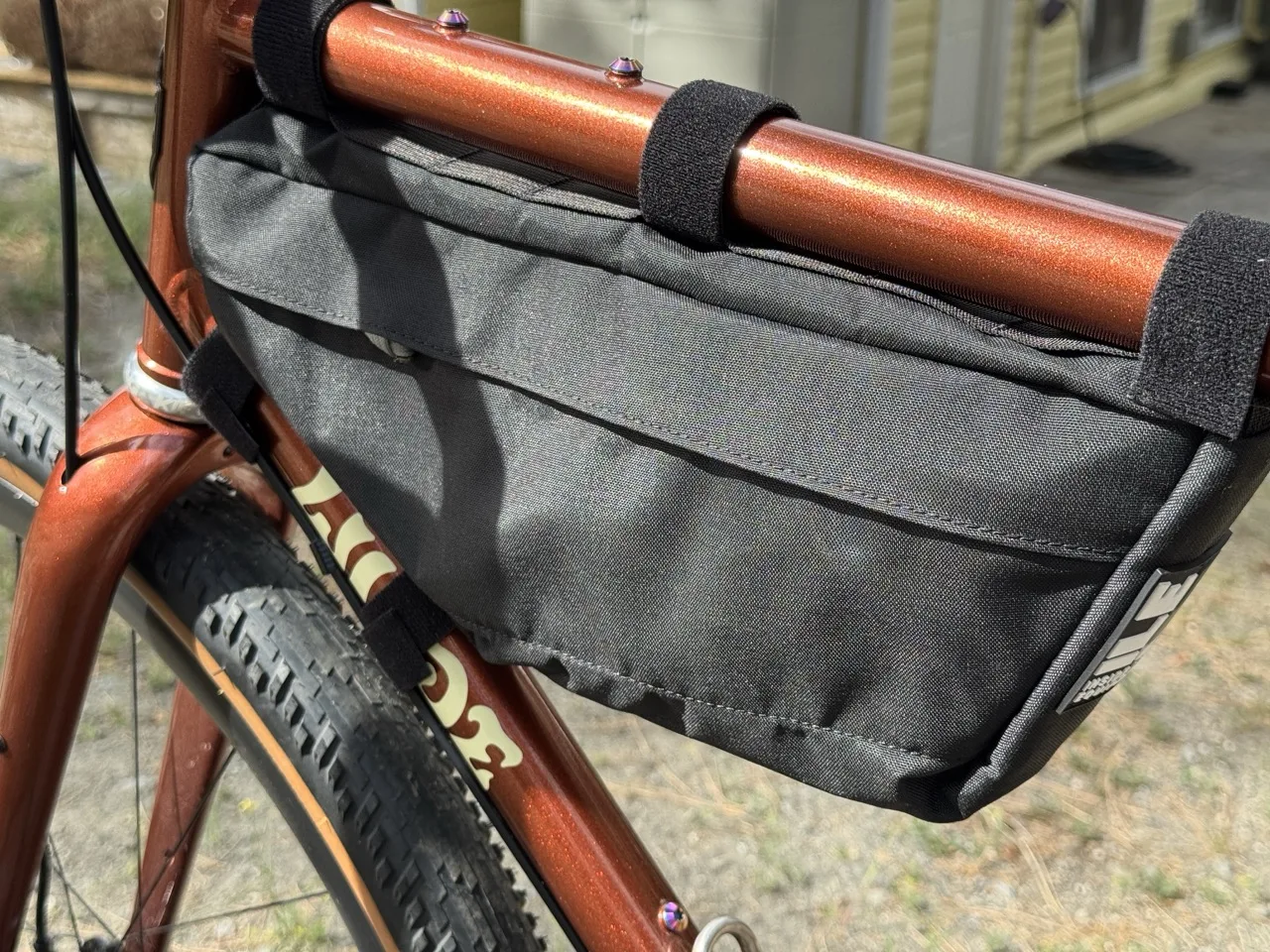 New Inside Line Equipment Frame Bag non-drive sode