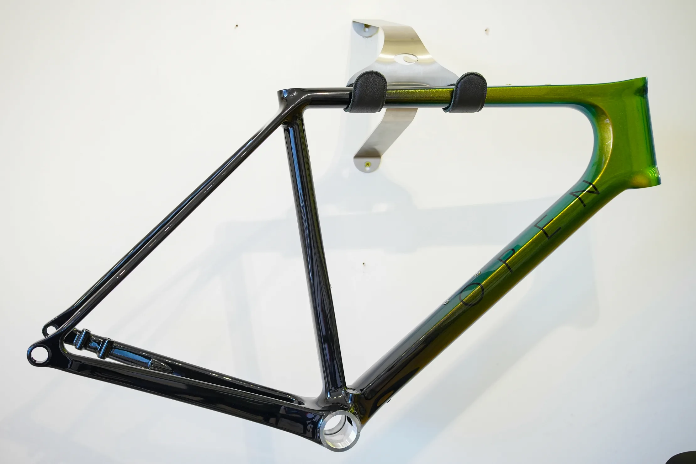 Open Upper Concept bike frame