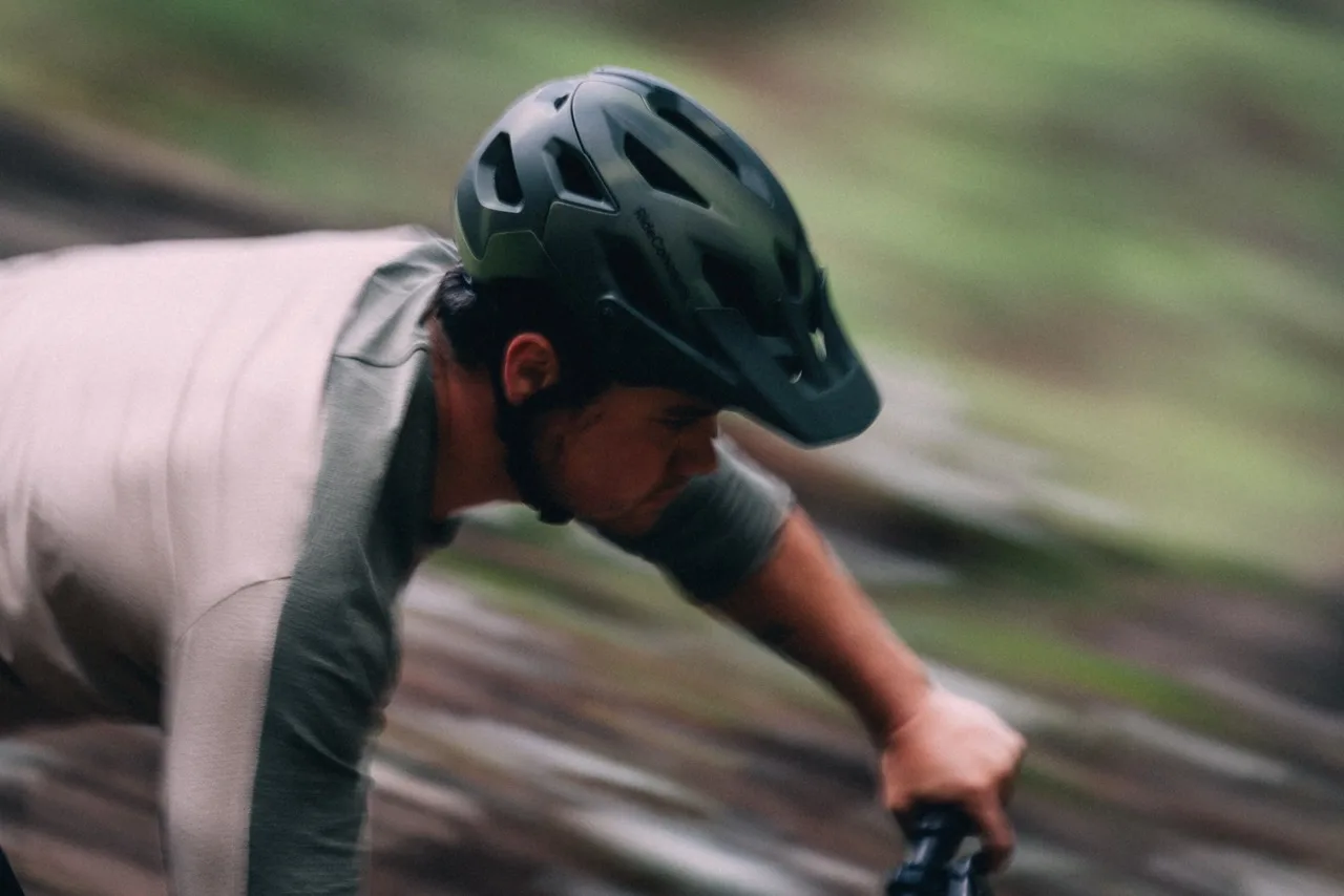 Ride Concepts New Helmets deploy blurry