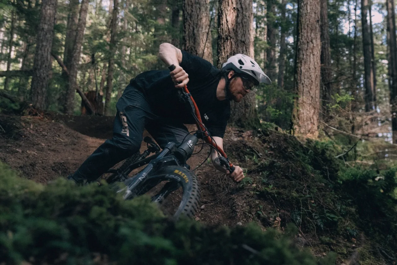 Ride Concepts New Helmets dissent corners