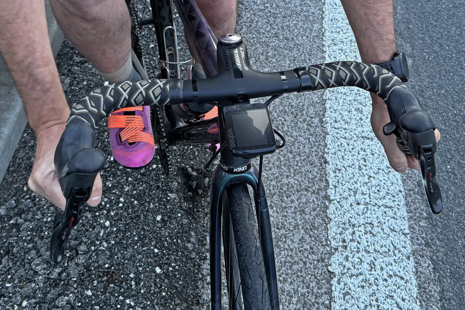 Review: Ritchey Superlogic Butano Ridge 1-piece carbon cockpit for road & gravel, in drops