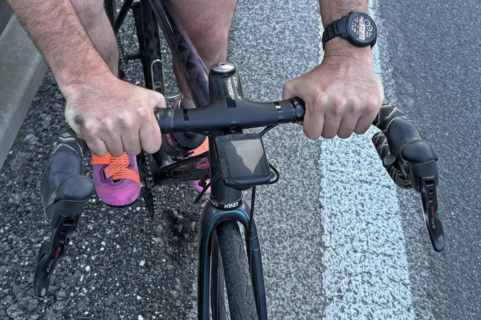 Review: Ritchey Superlogic Butano Ridge 1-piece carbon cockpit for road & gravel, on tops