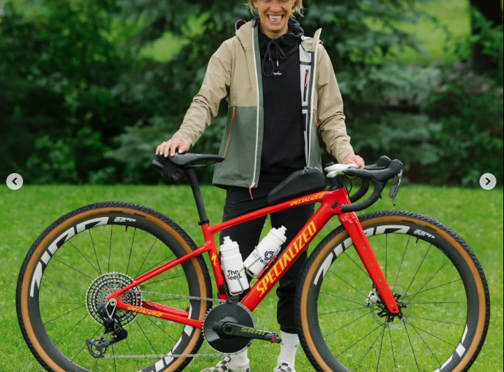 Updated: Spotted at Unbound 2025, the Next Specialized Diverge?