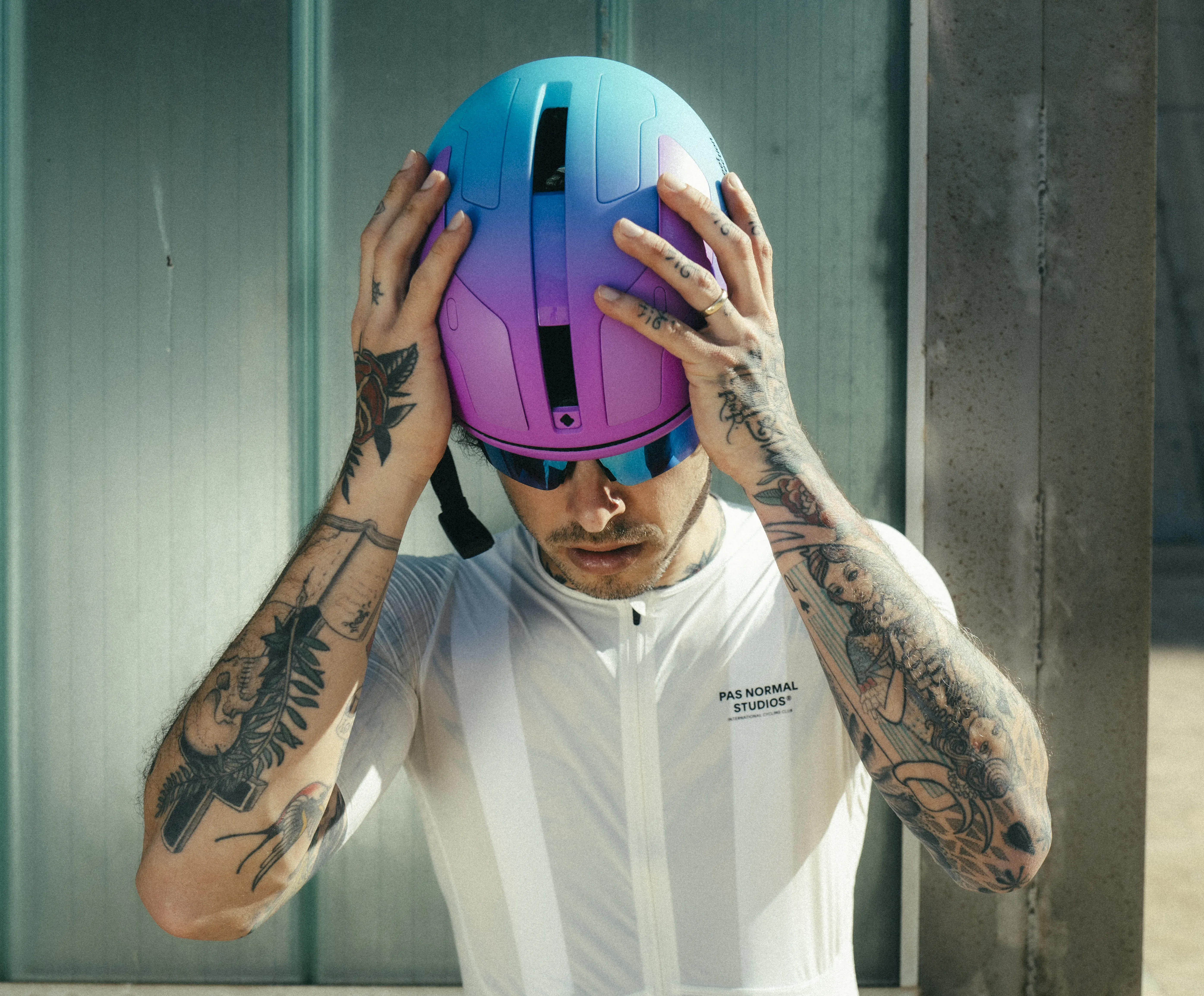 Sweet Protection Hyper Violet Summer Color Drop road