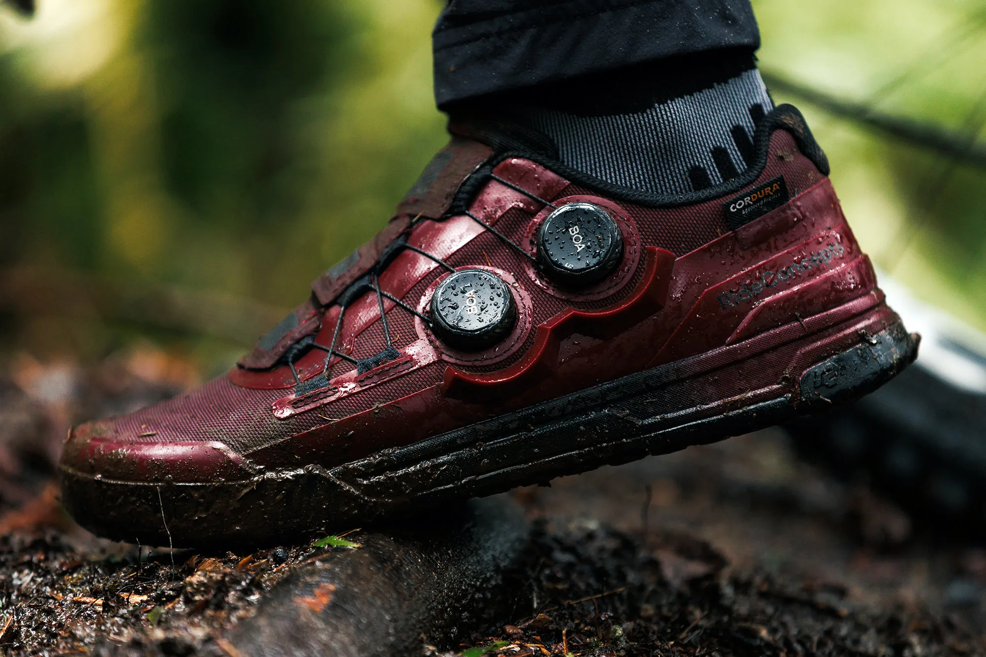 ride concepts hellion elite boa mountain bike shoes shown from side.