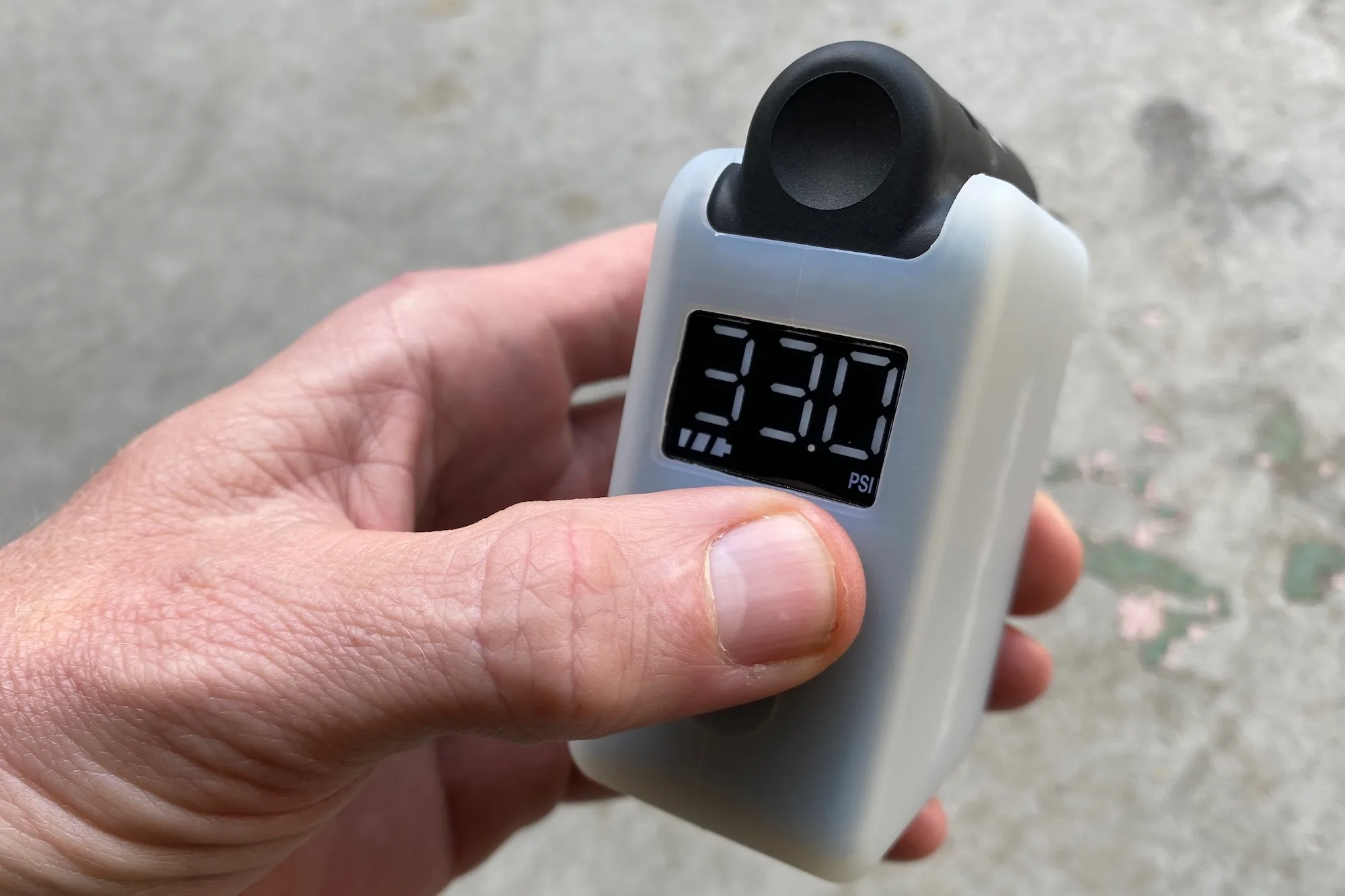 Setting the pressure on the E-Booster Digital