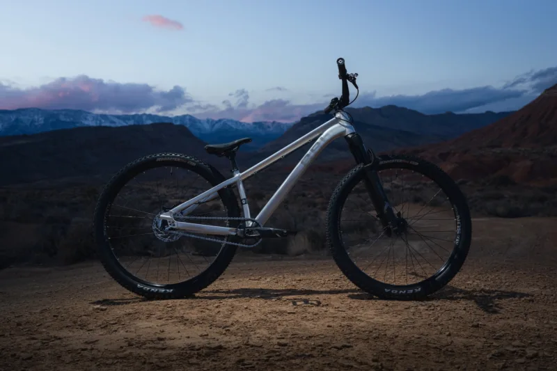 Ari Introduces the New 801 Dirt Jump and Pump Track Bike