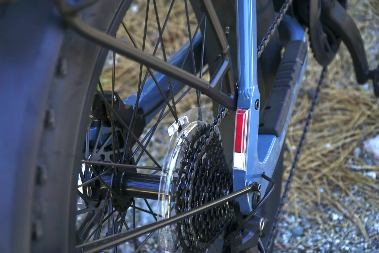 Aventon Aventure M rear lights
