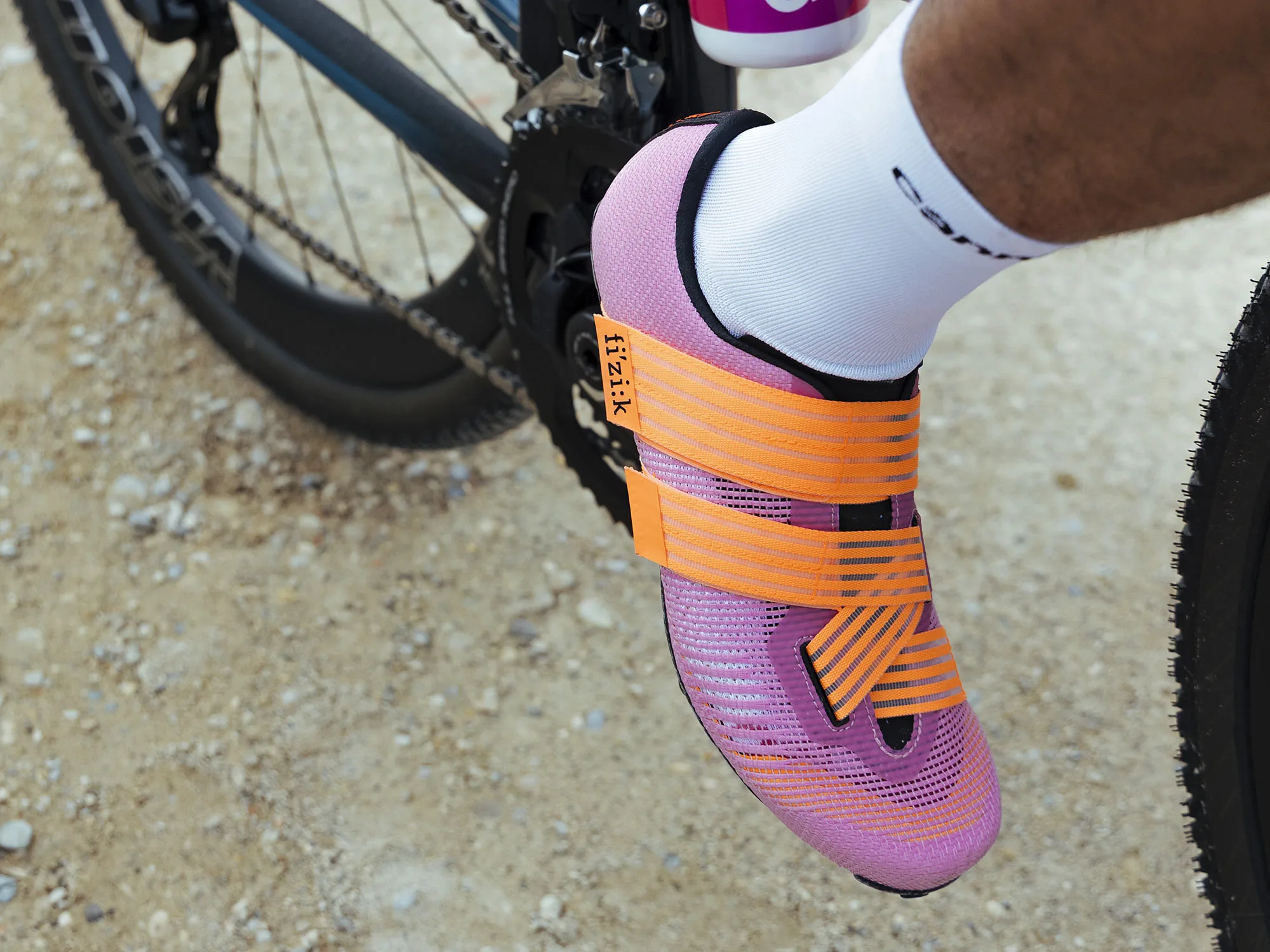 Aeroweave X lightweight mesh off-road gravel XC MTB race shoes, on bike with Lachlan Morton