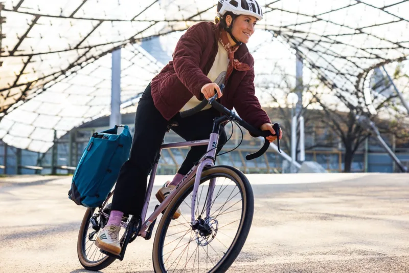 Ortlieb Launches Vario Lite, a New Convertible Pannier/Backpack Hybrid