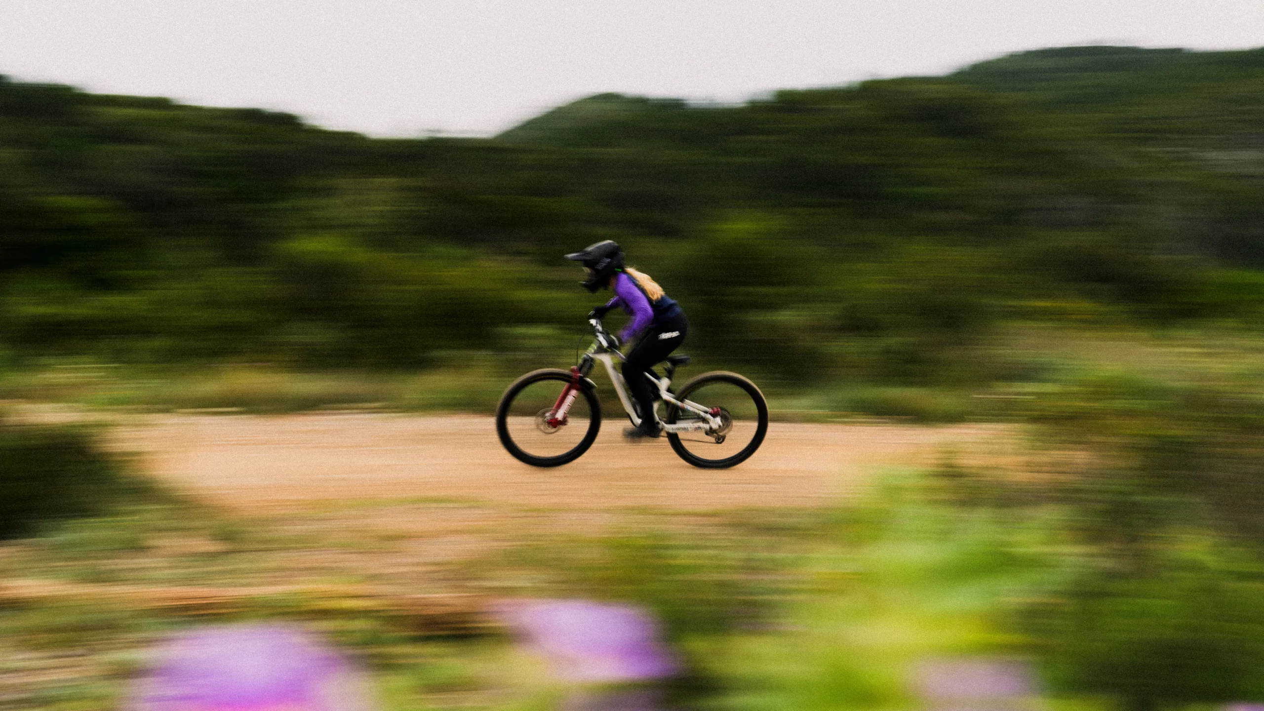 Rapha Trail DH collection sprint