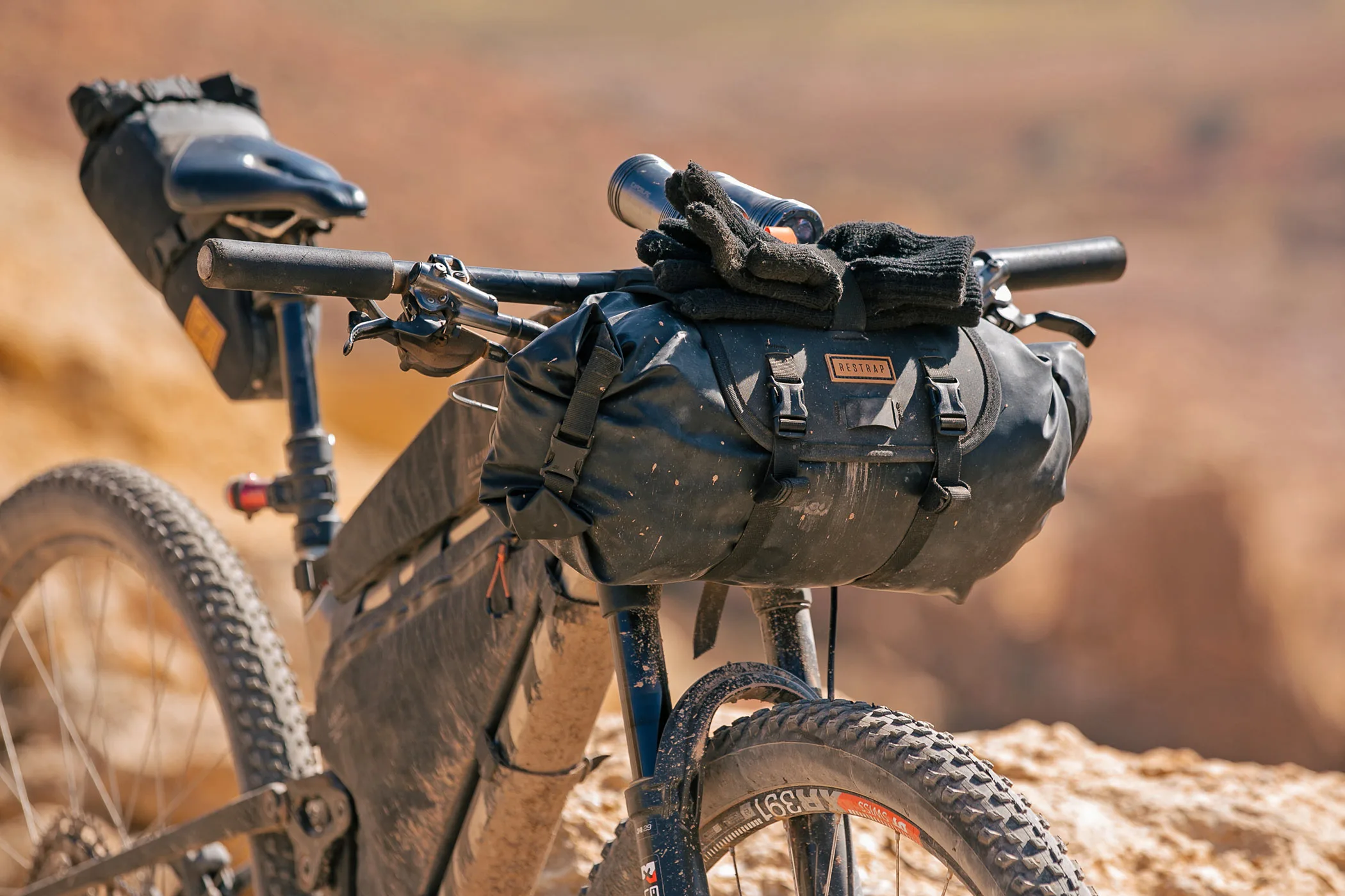 Restap Bikepacking Bar Bag Bag Bags Bar de la funda clásica con una nueva correa de soporte