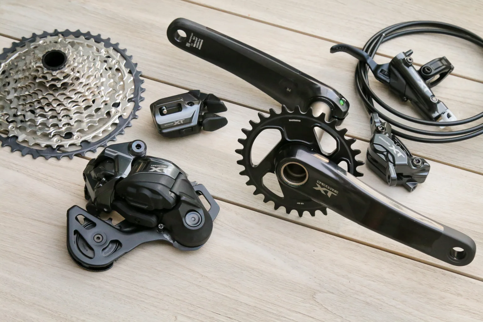 Shimano XT di2 M8200 actual weight feature