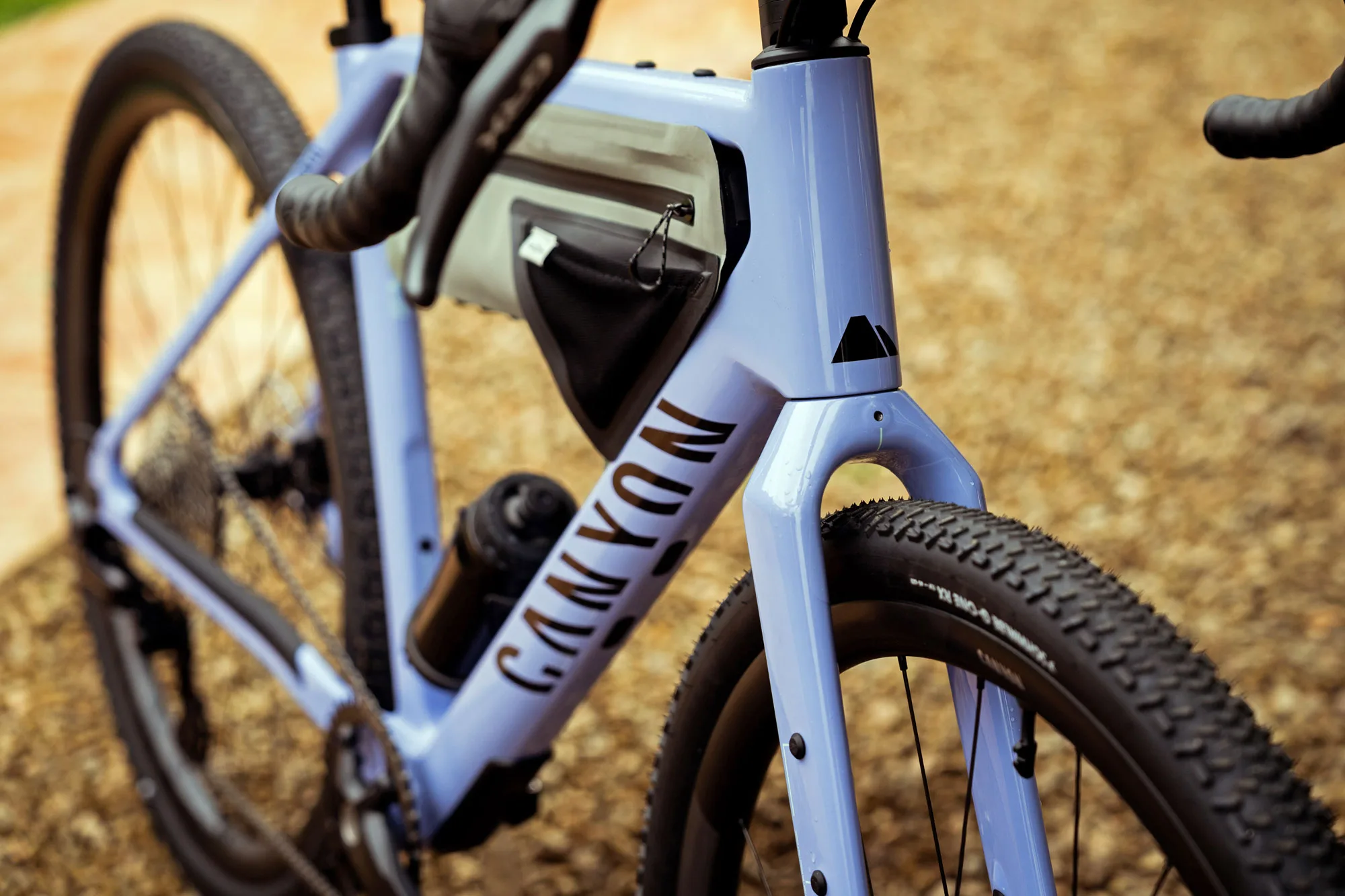 2025 CANYON GRAIL COBONE ATB Aventura Bike de grava, delantero