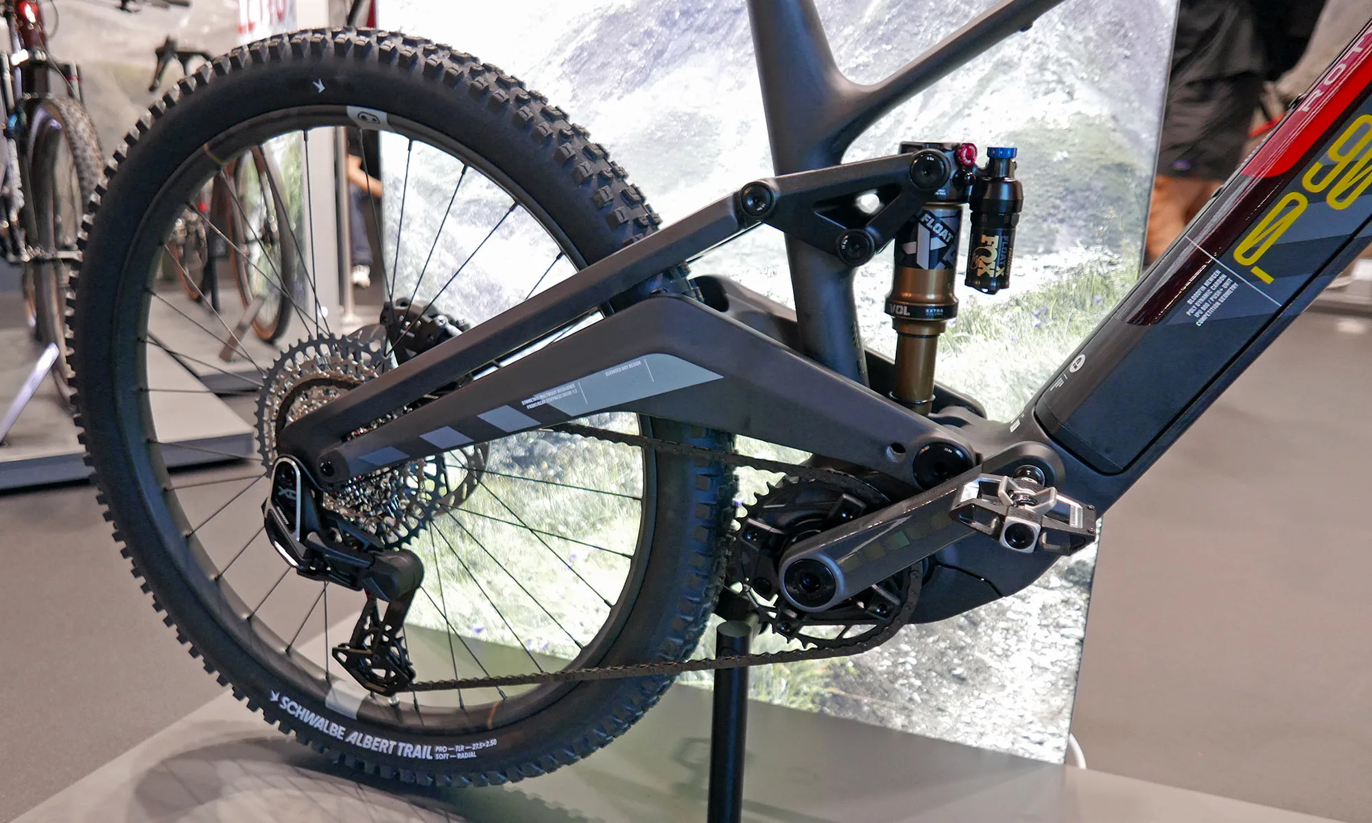 2025 Rotwild R-EX lightweight enduro all-mountain eMTB powered by DJI Avinox, suspension detail