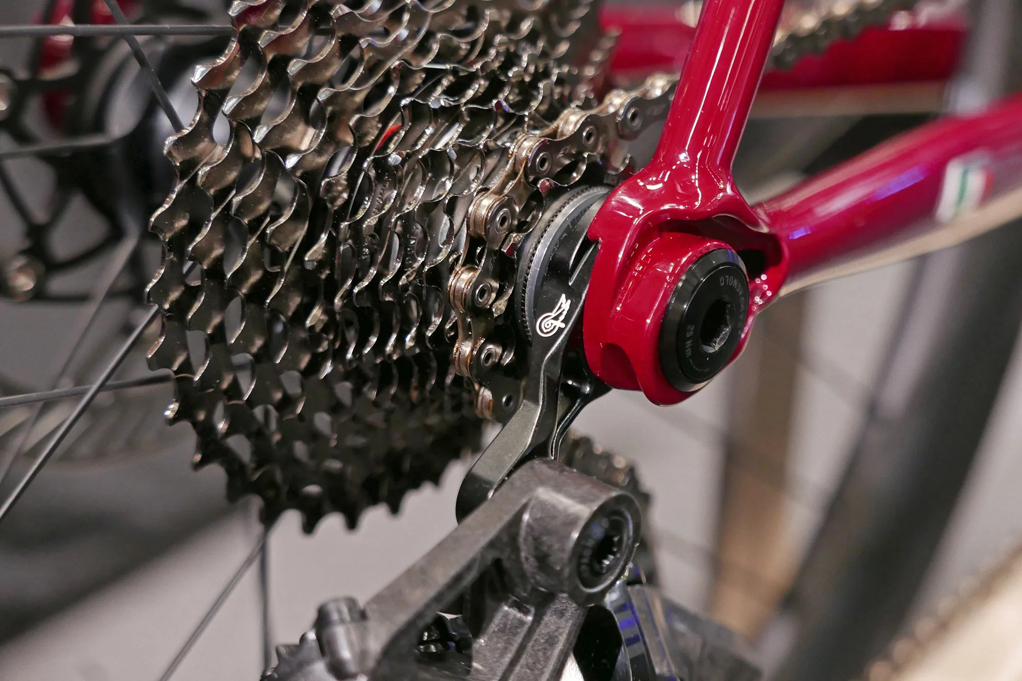 Battaglin Siena small batch Italian brazed steel road bike, Campagnolo direct mount for UDH