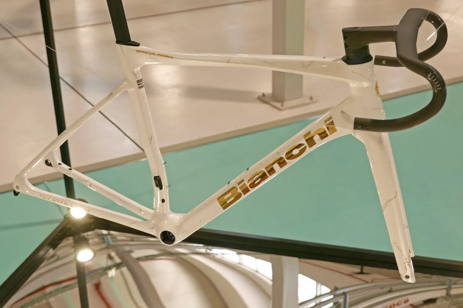 Bianchi boutique personal personalizado canova blanco
